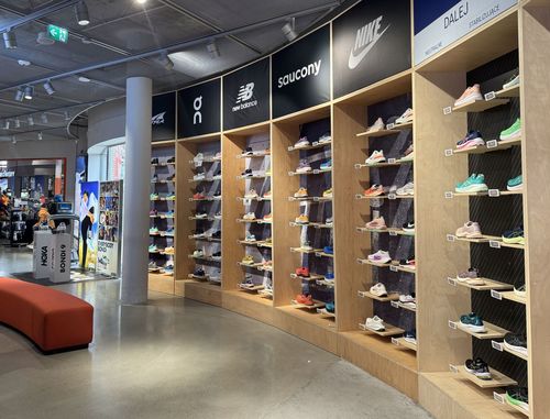 NIKE stawia na Sportano. Wsp&oacute;łpraca, kt&oacute;ra zmienia polski e‑commerce sportowy